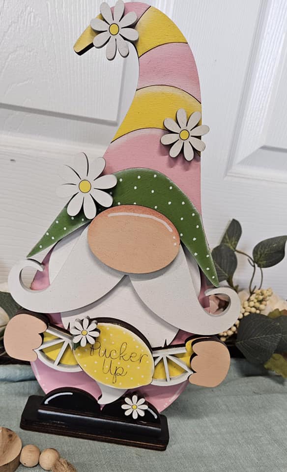 PUCKER UP GNOME 13 INCH