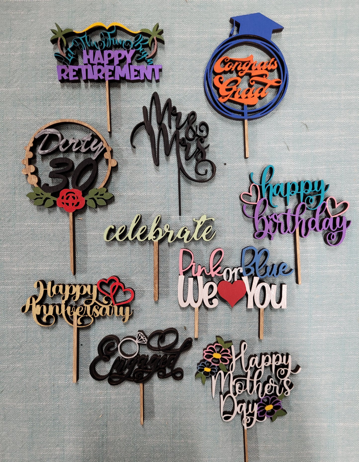 CUPCCAKE and CAKE TOPPERS